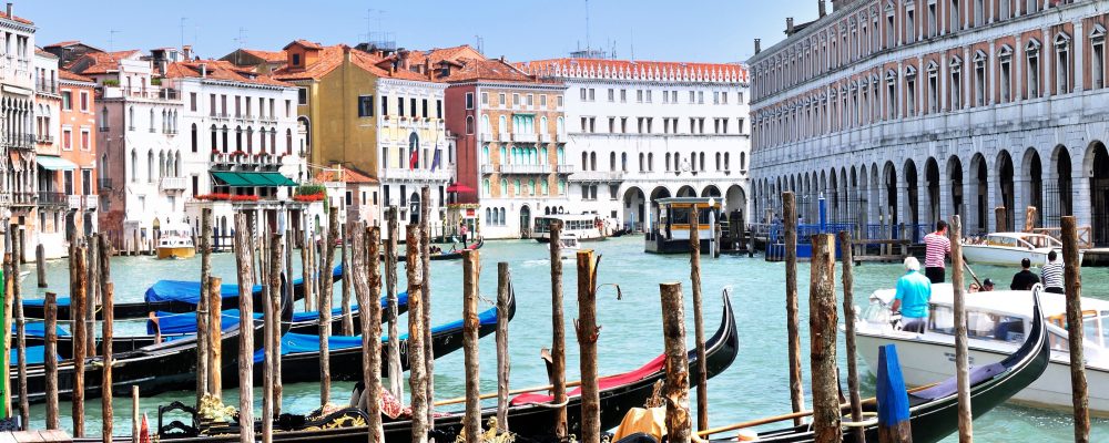 grand canal canaletto rialto gondola venezia venice veneto rondo veneziano italia italy travel hotel luxury art creative commons cc gnuckx panoramio flickr geotag wiki wikipedia